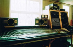 Studio03